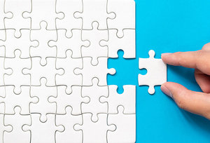 Chronic pain puzzle - Copyright – Stock Photo / Register Mark