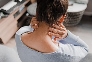 Headaches and Neck Pain - Copyright – Stock Photo / Register Mark