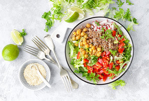 salad - Copyright – Stock Photo / Register Mark