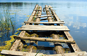bridge over water - Copyright – Stock Photo / Register Mark
