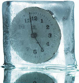 clock in ice - Copyright – Stock Photo / Register Mark